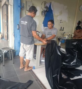 PROSES MENJAHIT TENDA DEWALT
